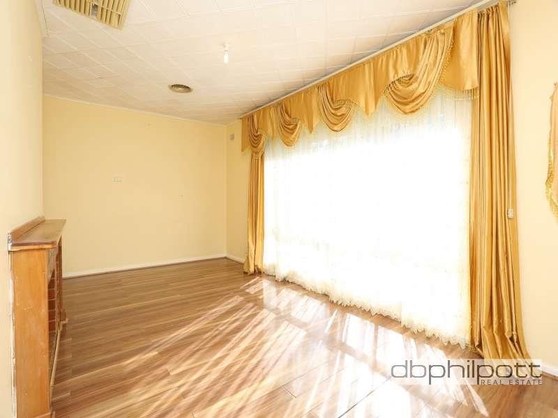 87 Collingbourne Drive, Elizabeth Vale SA 5112