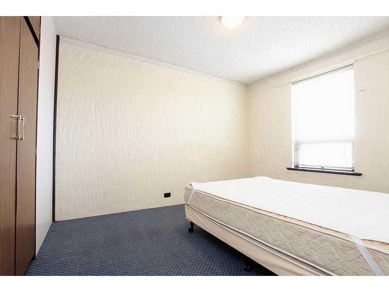 15/10-12 Gordon St, Glenelg SA 5045