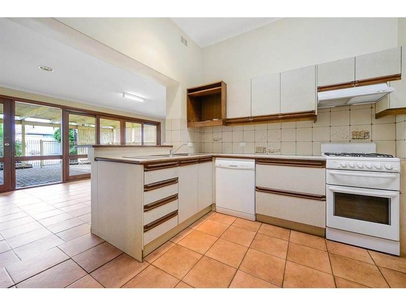 15 Vaughan St, Prospect SA 5082