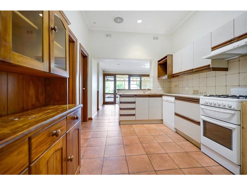 15 Vaughan St, Prospect SA 5082