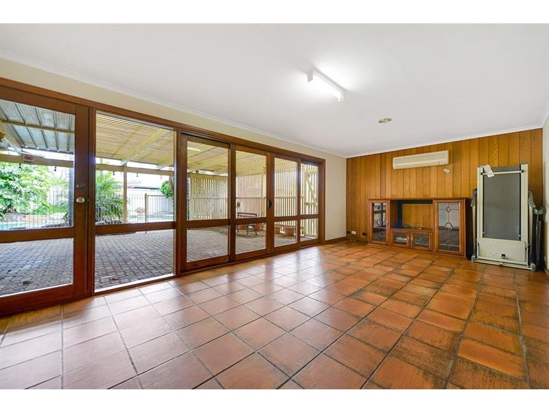 15 Vaughan St, Prospect SA 5082