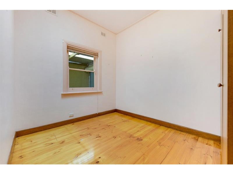 15 Vaughan St, Prospect SA 5082