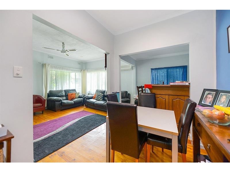 10 Harvey Ave, Gilles Plains SA 5086