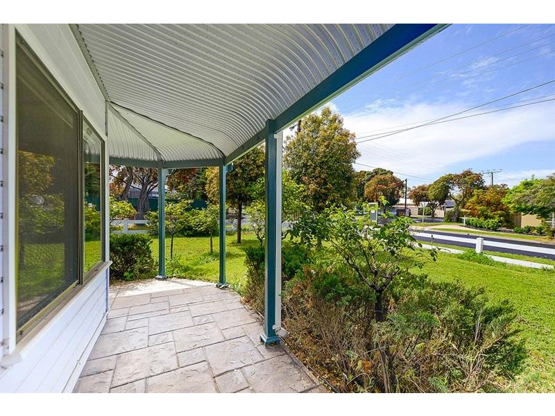 10 Harvey Ave, Gilles Plains SA 5086
