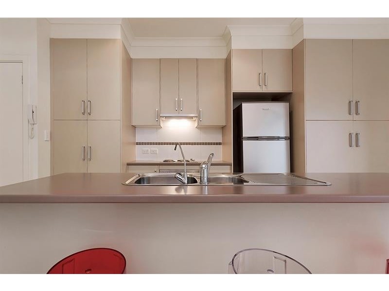 9/55 Grasswren Way, Mawson Lakes SA 5095