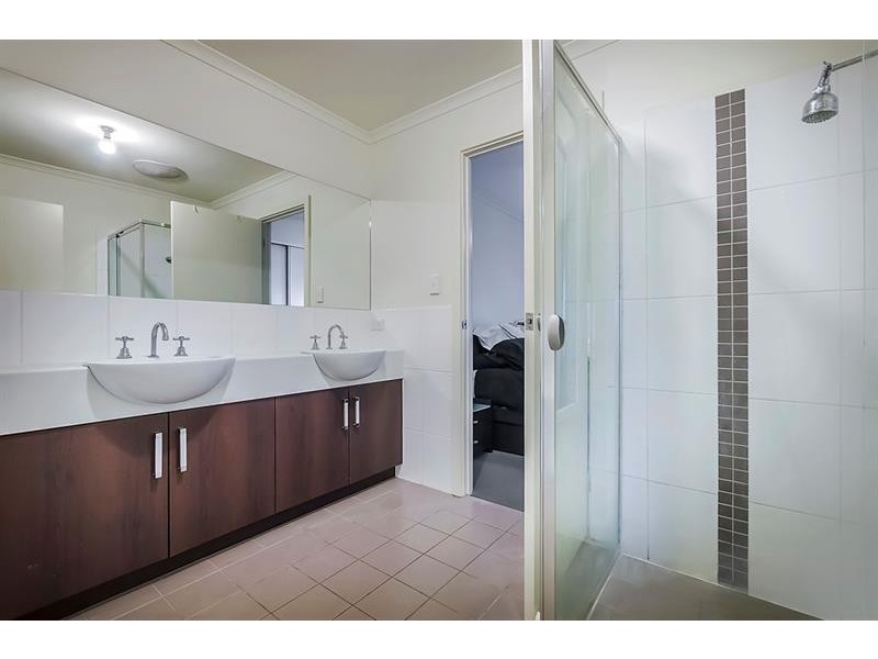 9/55 Grasswren Way, Mawson Lakes SA 5095