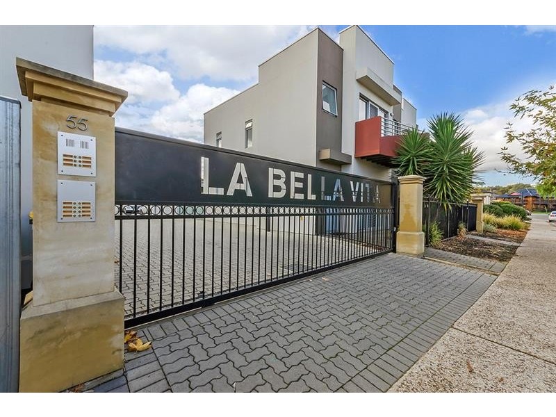 9/55 Grasswren Way, Mawson Lakes SA 5095