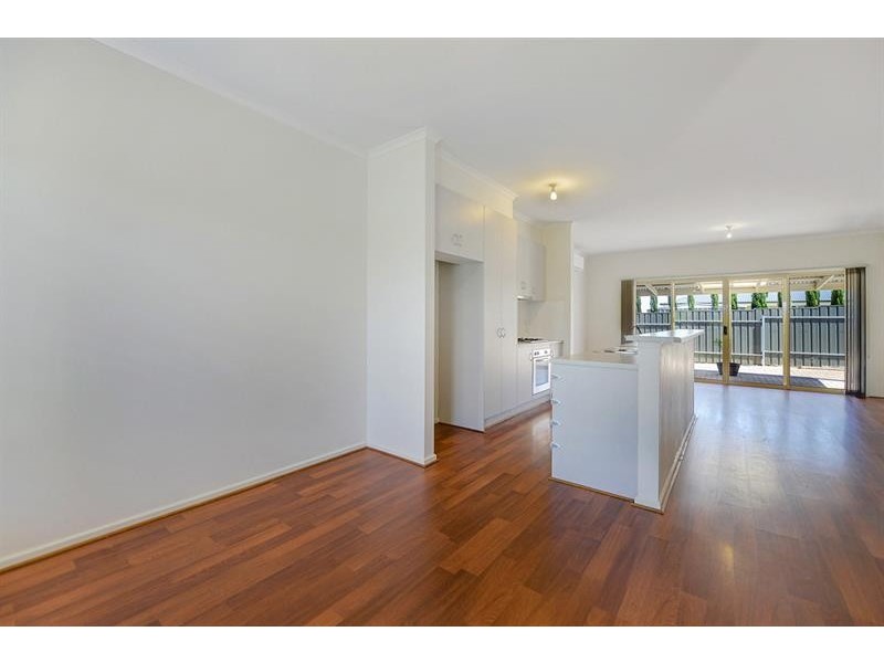 4/27 Moore Rd, Reynella SA 5161