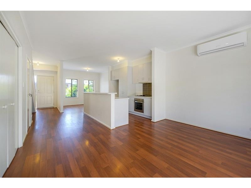 4/27 Moore Rd, Reynella SA 5161