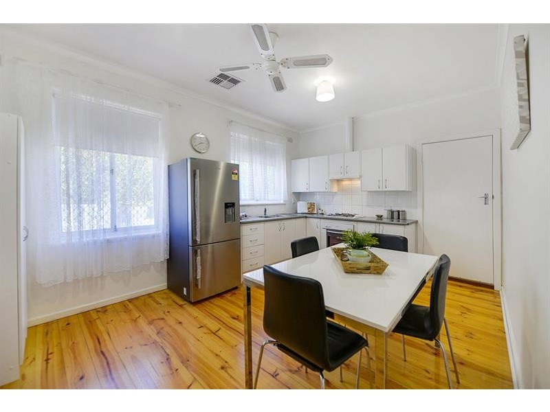 3 Fisher St, Blair Athol SA 5084