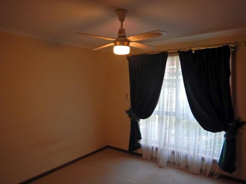 2/106 Shepherdson Road, Parafield Gardens SA 5107