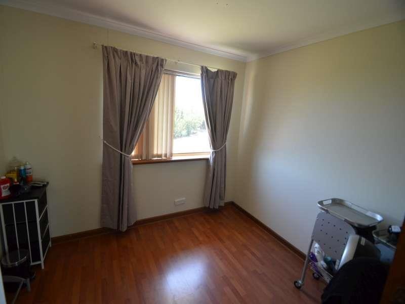 5 Hampton Ct, Hillbank SA 5112