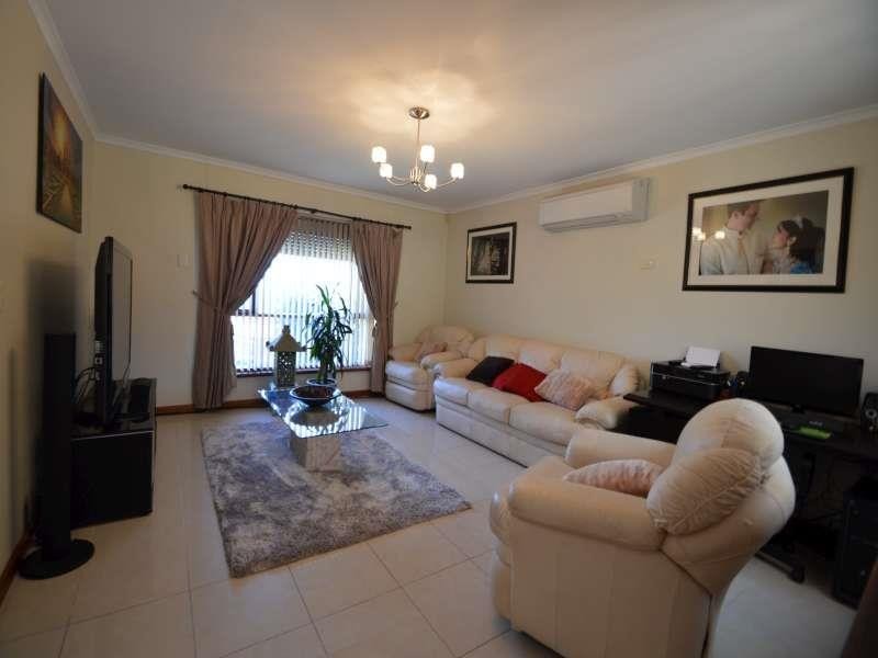 5 Hampton Ct, Hillbank SA 5112