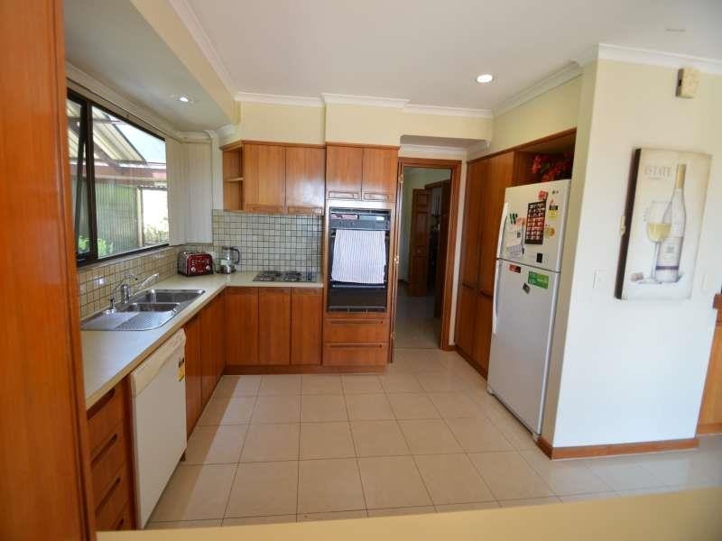 5 Hampton Ct, Hillbank SA 5112