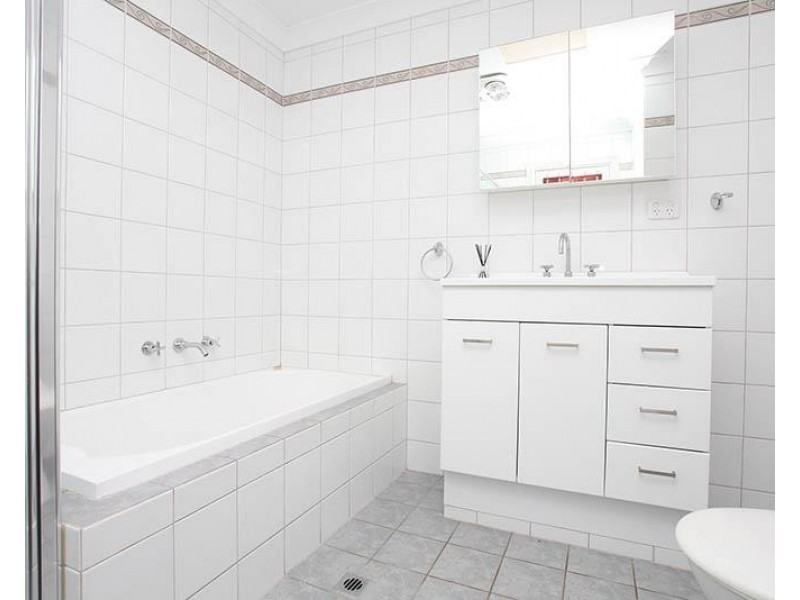 8 Palmer Court, Renown Park SA 5008