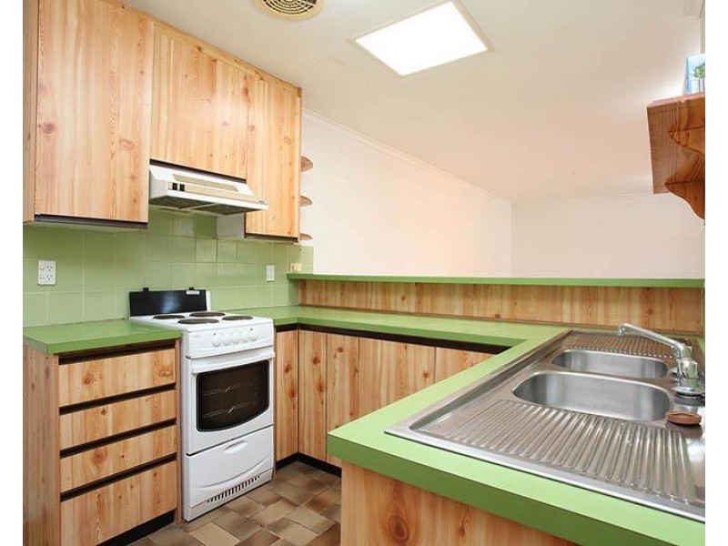 8 Palmer Court, Renown Park SA 5008