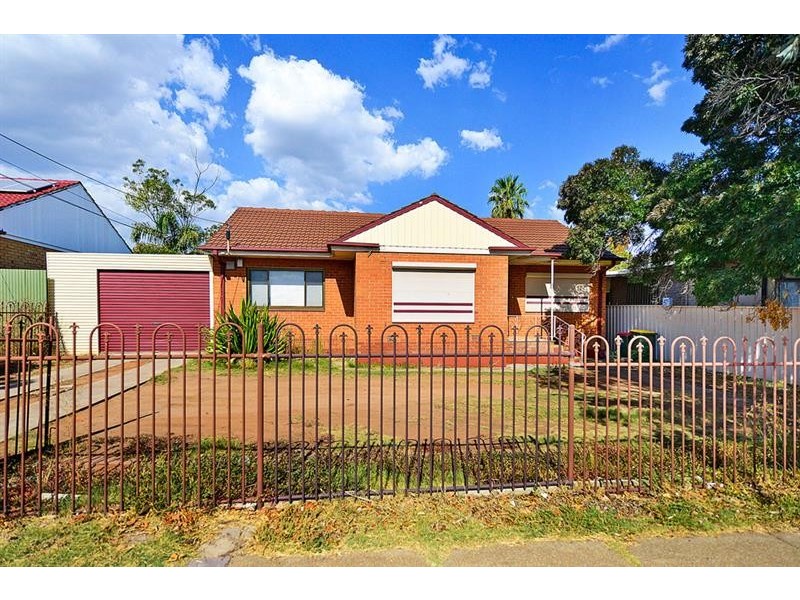 451 Bridge Rd, Para Hills SA 5096