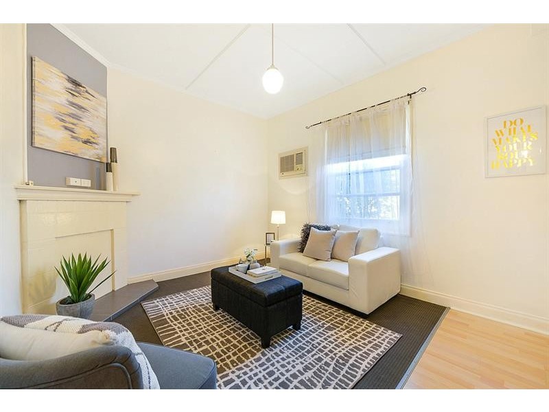 18 Hawkesbury Ave, Kilburn SA 5084