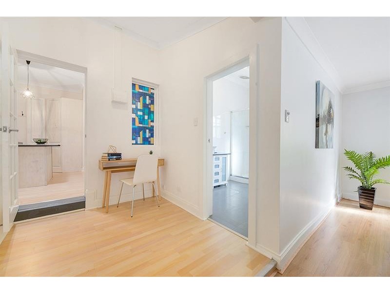 18 Hawkesbury Ave, Kilburn SA 5084