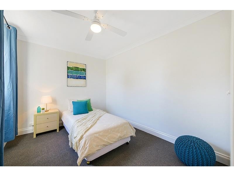 18 Hawkesbury Ave, Kilburn SA 5084