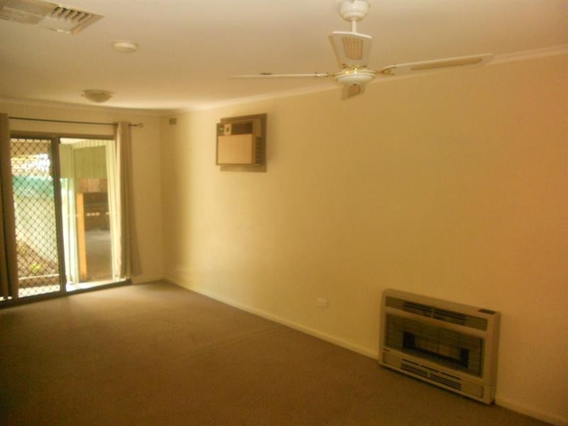 3 Amundsen Dr, Ingle Farm SA 5098