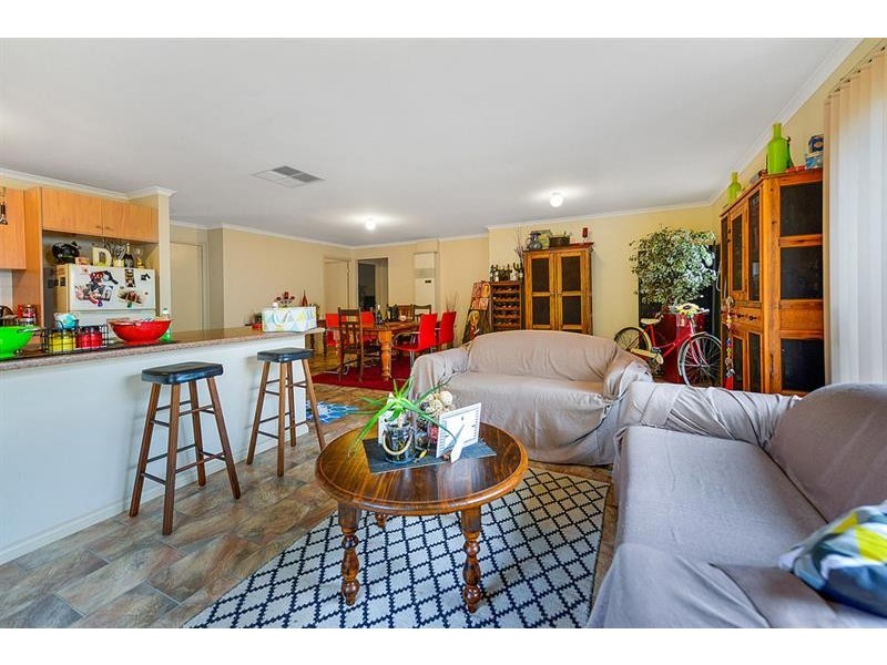 12 Hazel St, Blair Athol SA 5084