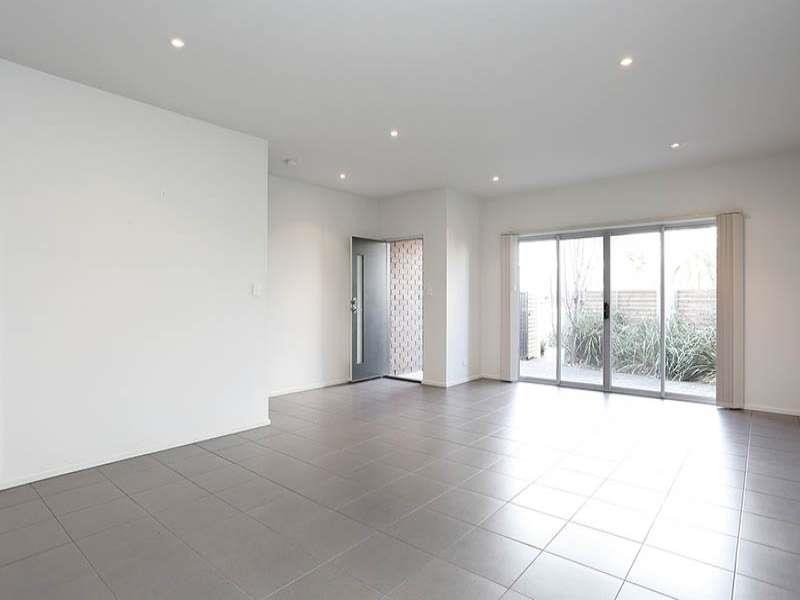 36b Elder  Dr, Mawson Lakes SA 5095