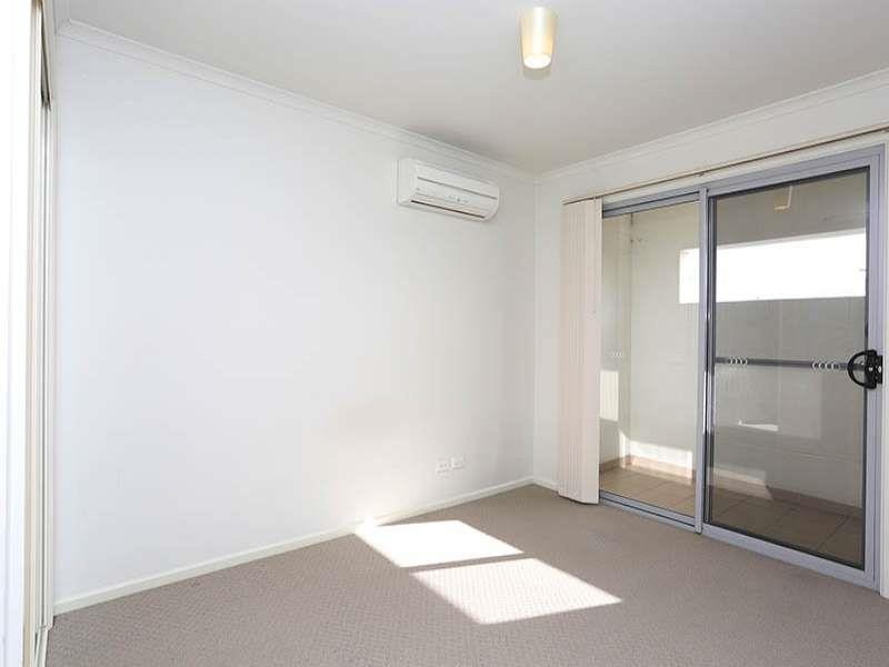 36b Elder  Dr, Mawson Lakes SA 5095