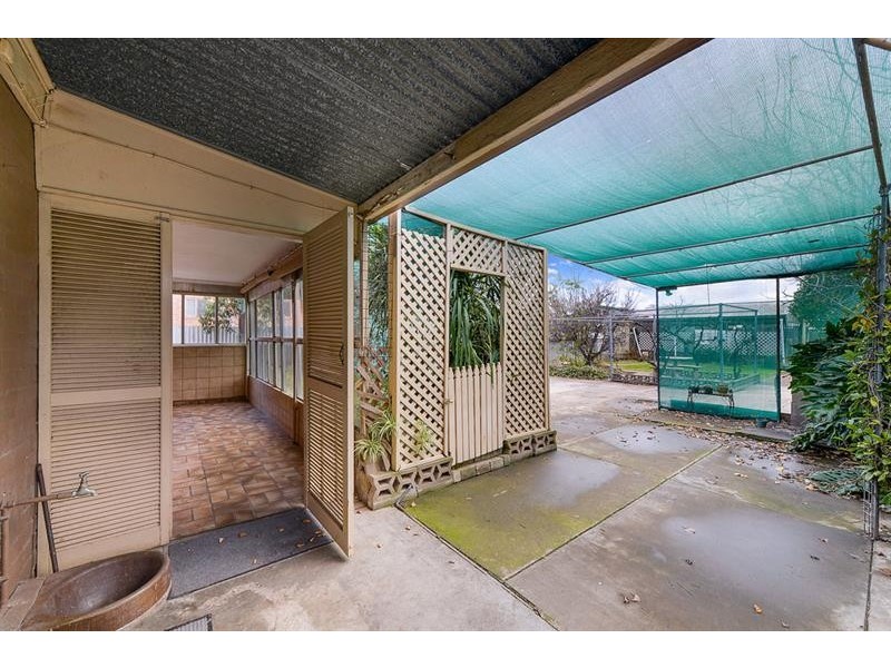 24 Arlington Tce, Welland SA 5007