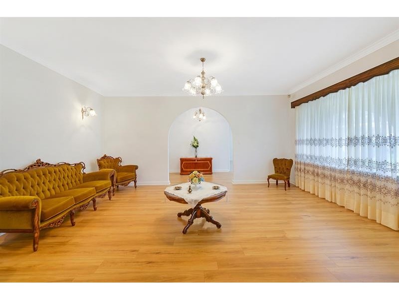 10 Jenkins St, Modbury SA 5092