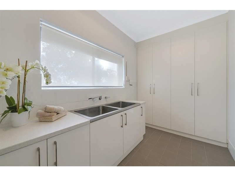 10 Jenkins St, Modbury SA 5092