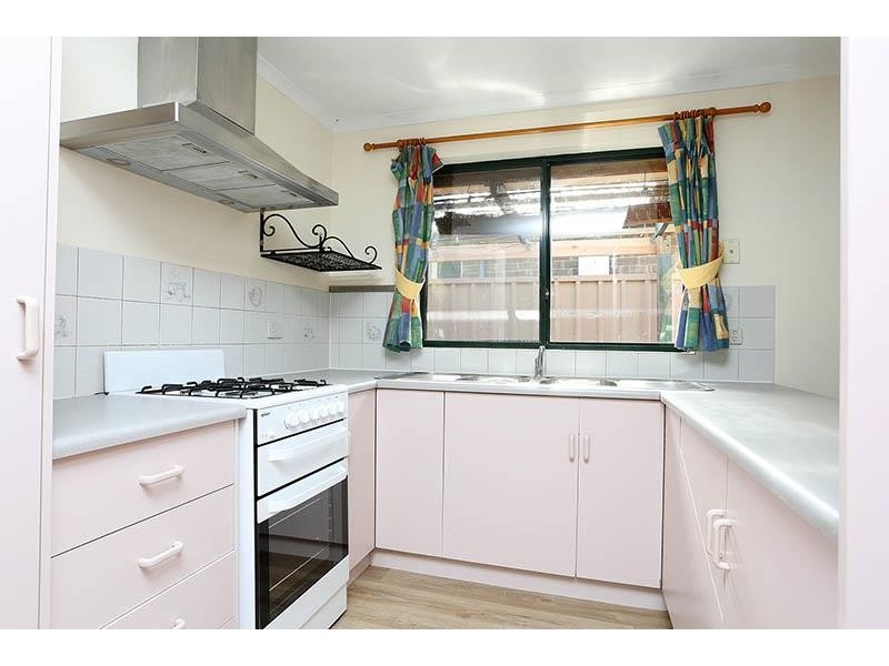 5 McDermott Pl, Parafield Gardens SA 5107