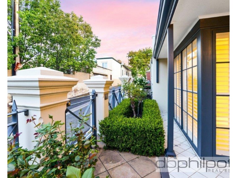 17 Strangways Place, North Adelaide SA 5006
