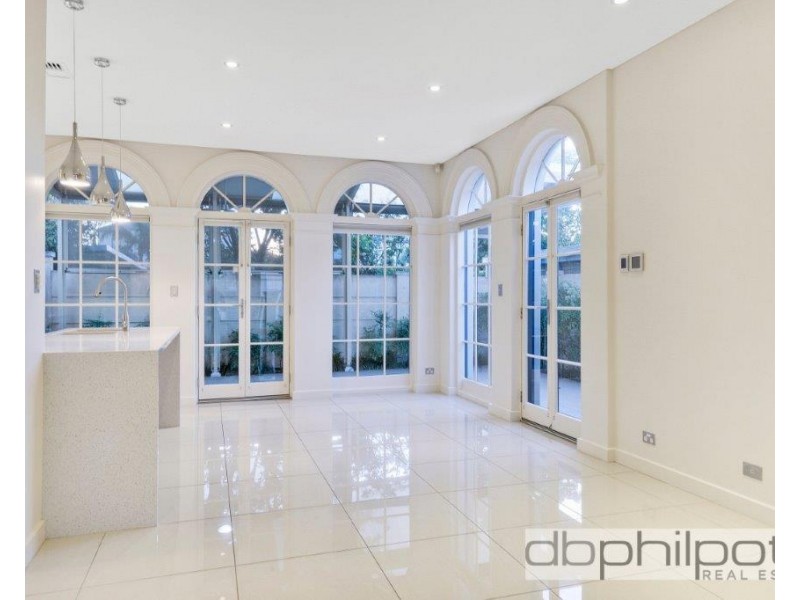 17 Strangways Place, North Adelaide SA 5006