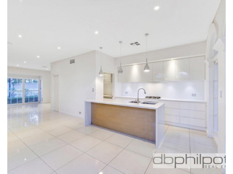 17 Strangways Place, North Adelaide SA 5006