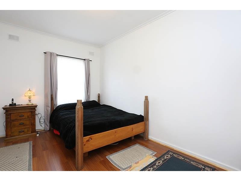 17 Appleshaw St, Elizabeth Vale SA 5112