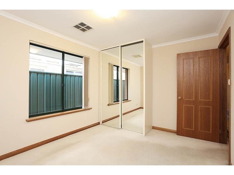 15 Trinity Way, Oakden SA 5086