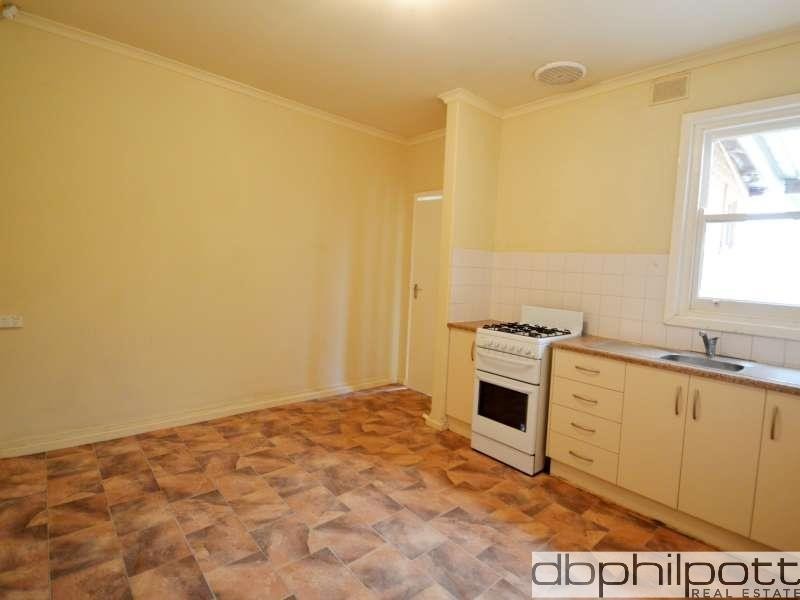 8 Colonel Street, Woodville Gardens SA 5012