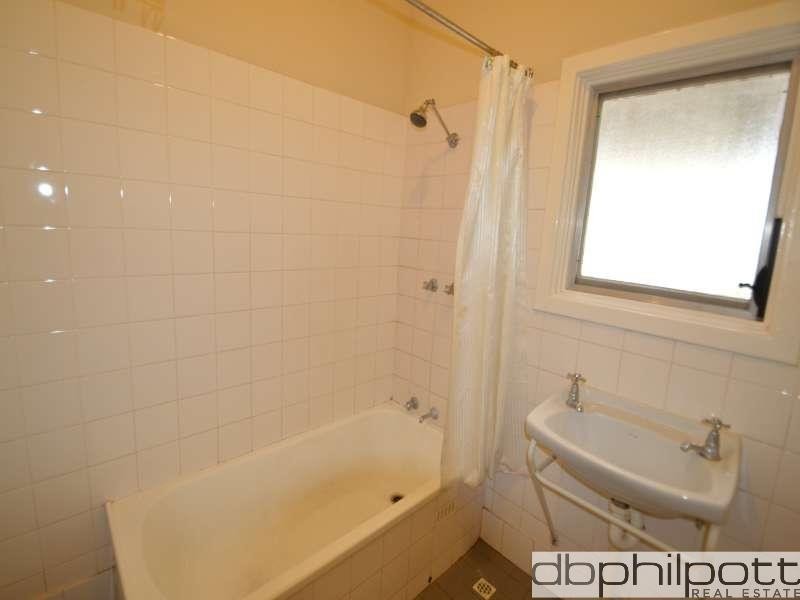 8 Colonel Street, Woodville Gardens SA 5012