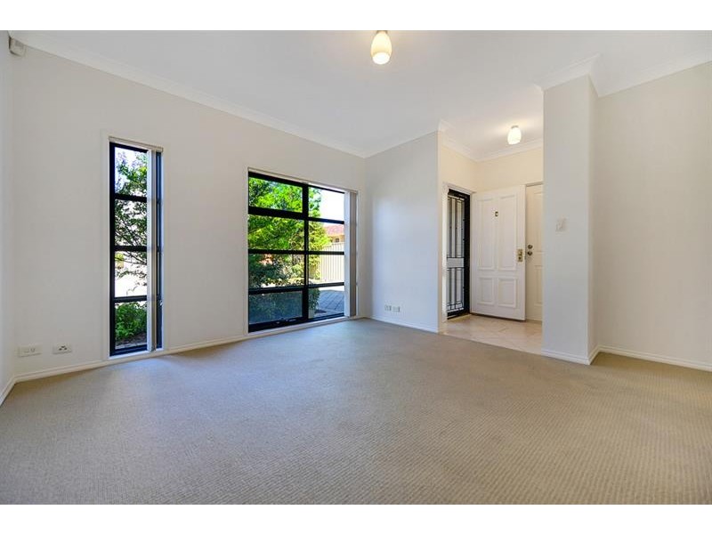 4/44 Wright St, Renown Park SA 5008