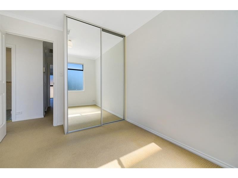 4/44 Wright St, Renown Park SA 5008