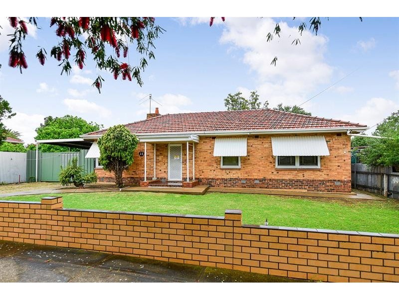 11 Main Pde, Clearview SA 5085