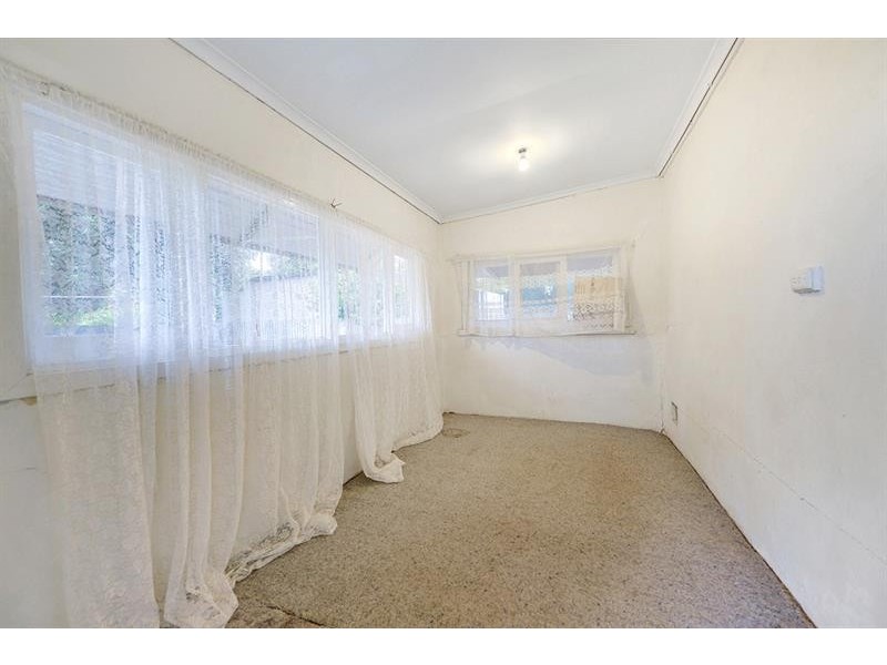11 Main Pde, Clearview SA 5085