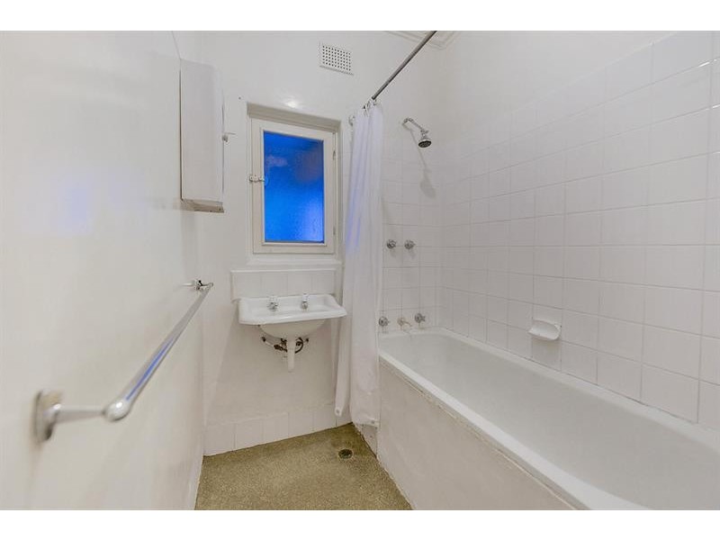 11 Main Pde, Clearview SA 5085