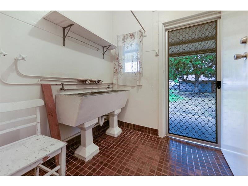 11 Main Pde, Clearview SA 5085