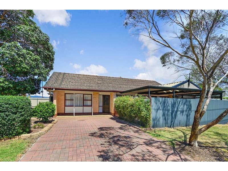 3 Pauls Dr, Valley View SA 5093