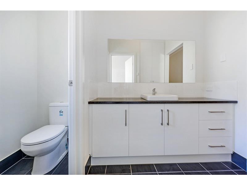74 Fosters Rd, Hillcrest SA 5086
