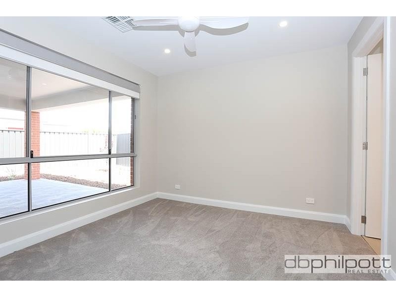 84 Fairview Tce, Clearview SA 5085