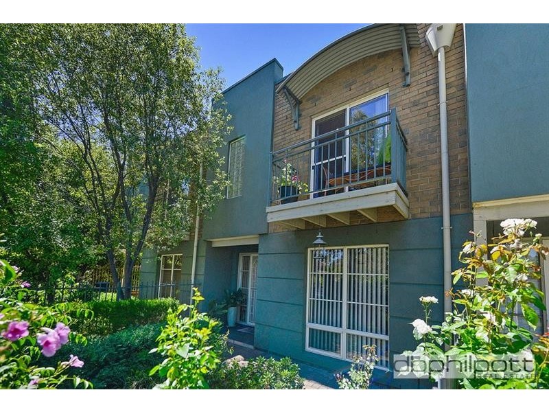 40 Sir Ross Smith Bvd, Oakden SA 5086