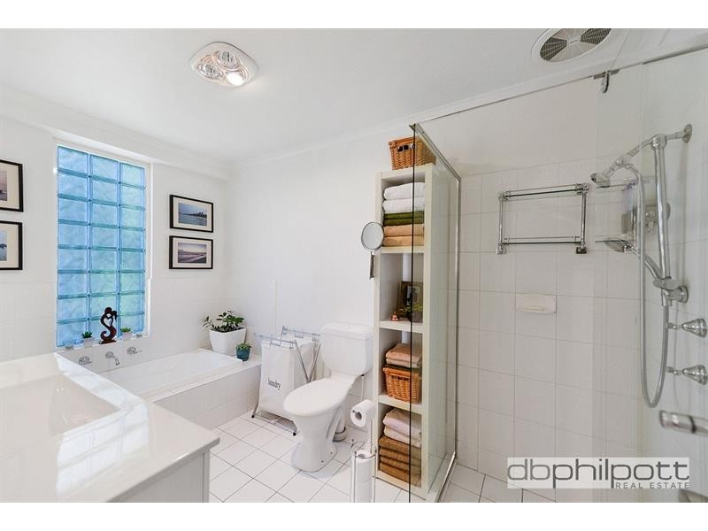 40 Sir Ross Smith Bvd, Oakden SA 5086